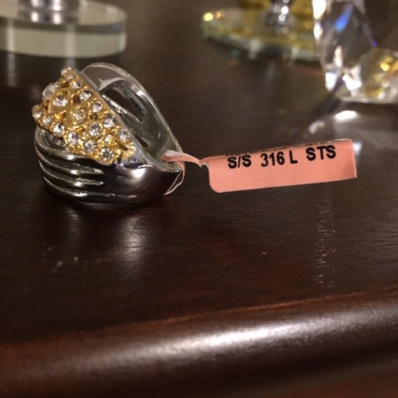 Crystal Stainless Steel Ring - Picture 5 of 7